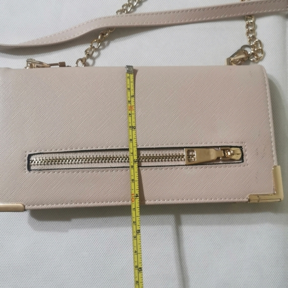 Fashion Clutch / Crossbody - Picture 13 of 14